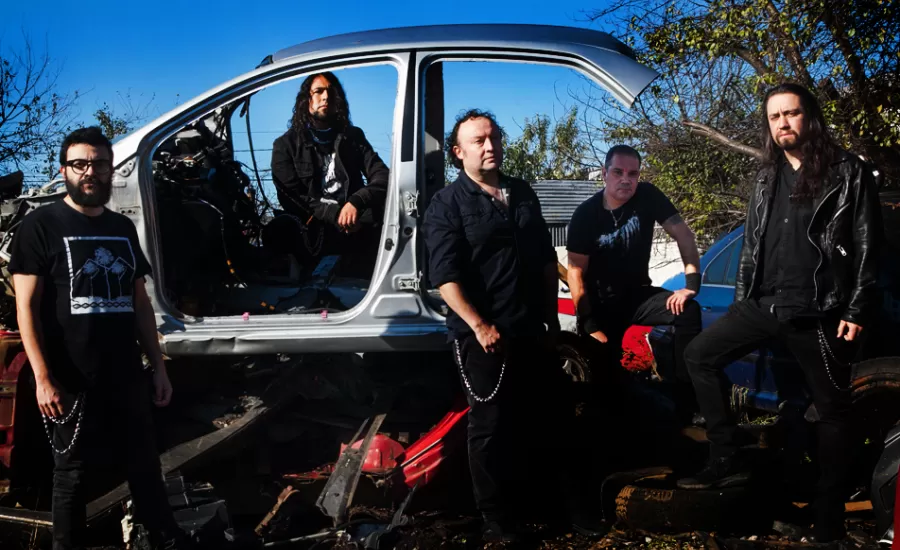 Cuervo lanza “nuevo” single lleno de Heavy Metal