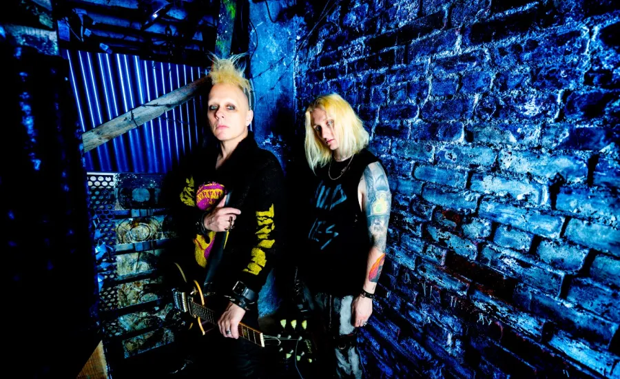 Love Ghost